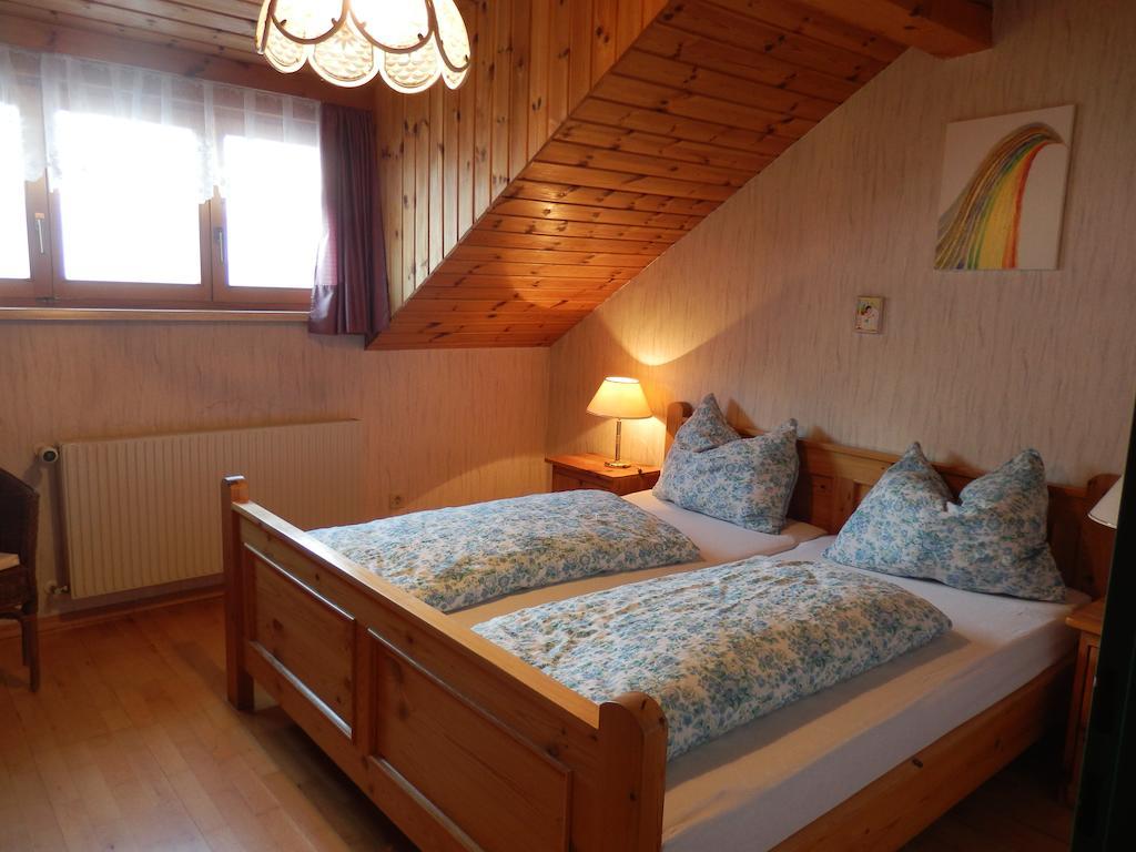 Апартаменты Ferienhaus Maier Линд Номер фото